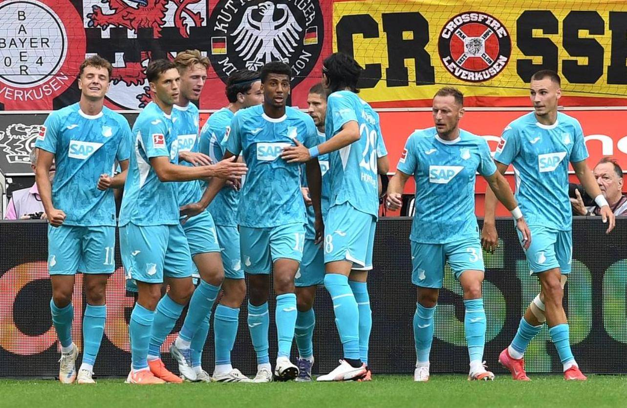 爆冷！滕哈格首秀彻底搞砸，主场沦陷，德甲劲旅惨遭逆转